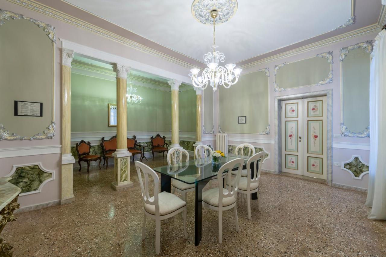 לינה וארוחת בוקר קיוג'ה Casa Di Carlo Goldoni - Dimora Storica מראה חיצוני תמונה